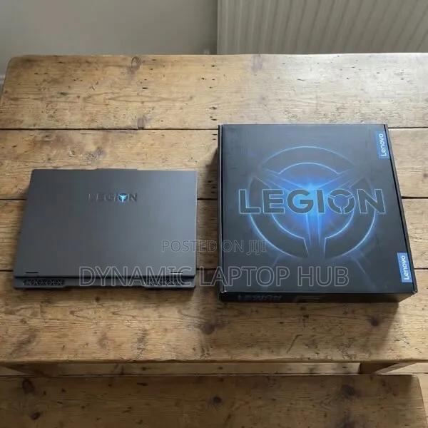 Laptop Lenovo Legion 7 16GB Intel Core i7 SSD 512GB - thumbnail 2