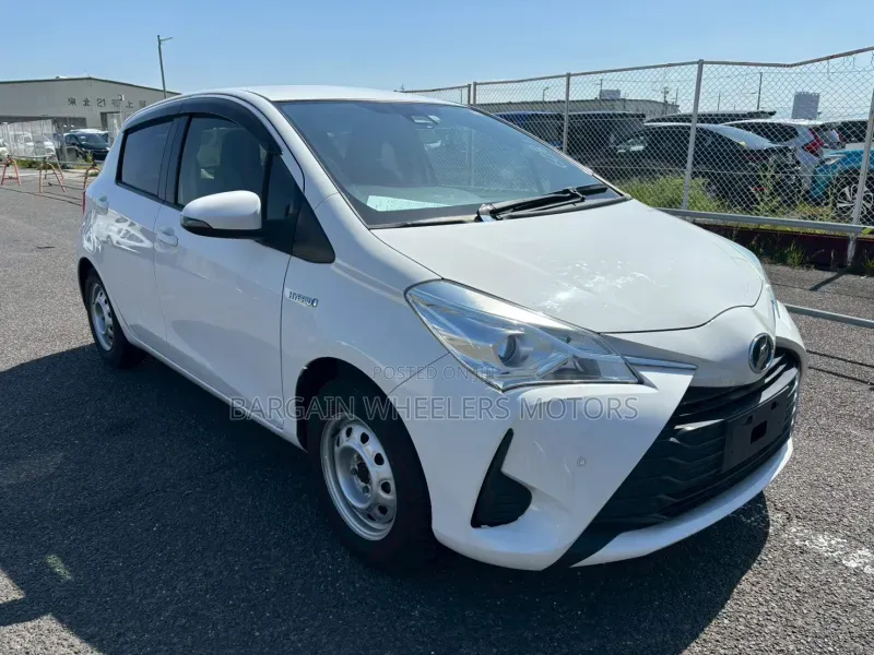 Toyota Vitz 2019 White