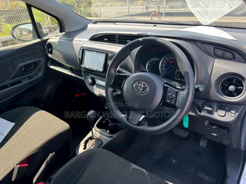 Toyota Vitz 2019 White