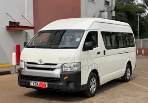 Toyota Grand HiAce 2019 White