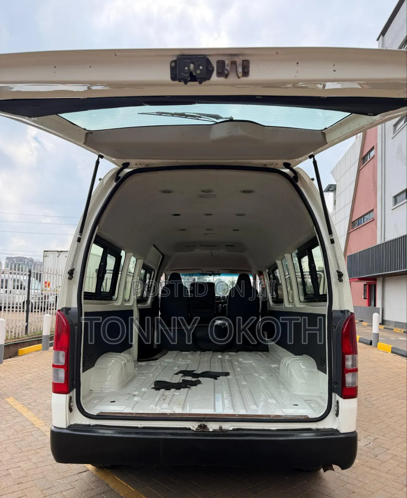 Toyota Grand HiAce 2019 White