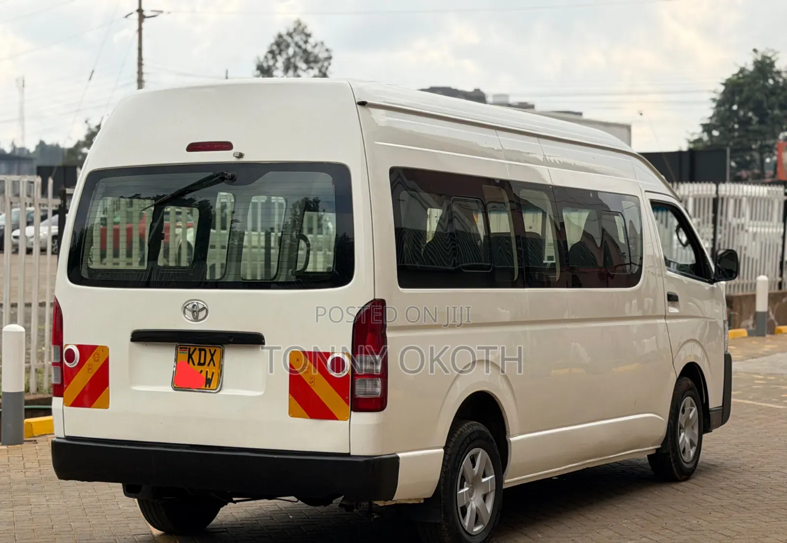 Toyota Grand HiAce 2019 White