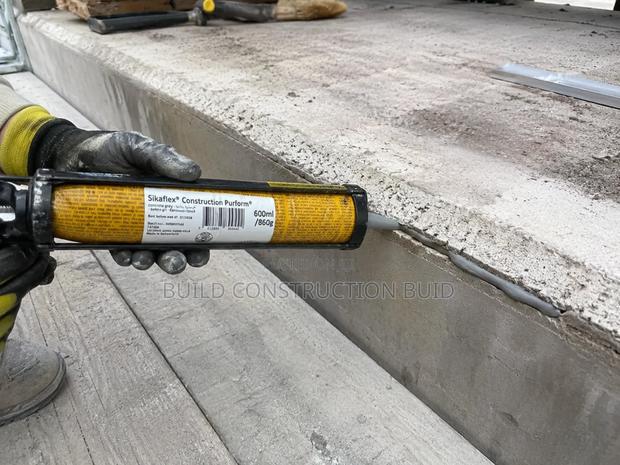 Joint Sealer/ Sika Flex Construction Grey 600ml.