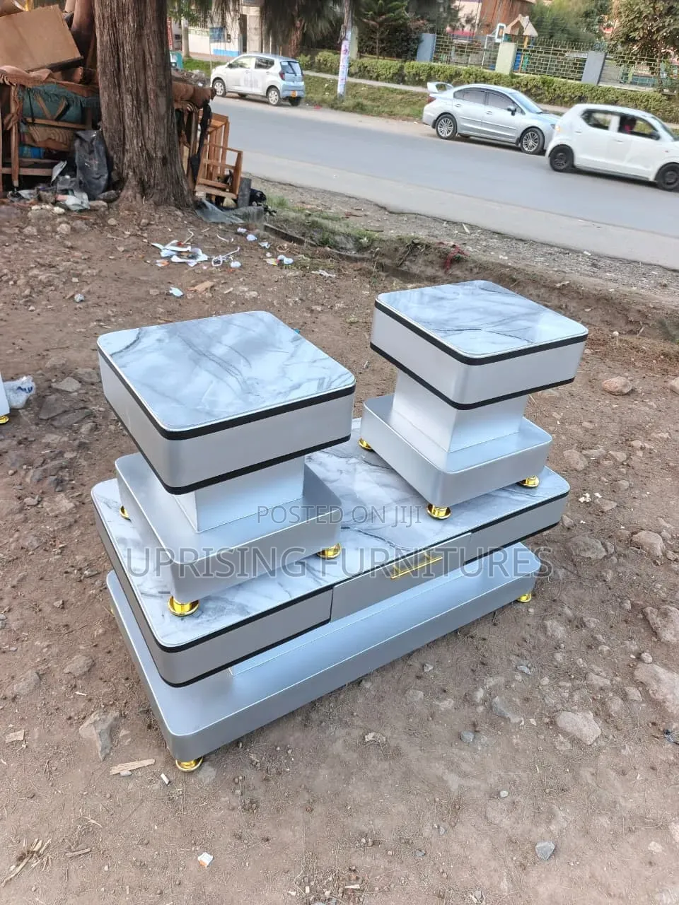 New Model Gray Coffee Table With It's 2 Stools