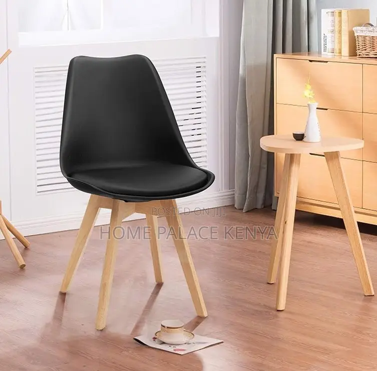 Dining Chair: Plastic Shell Dining Chair With Ergonomic Tulip Design