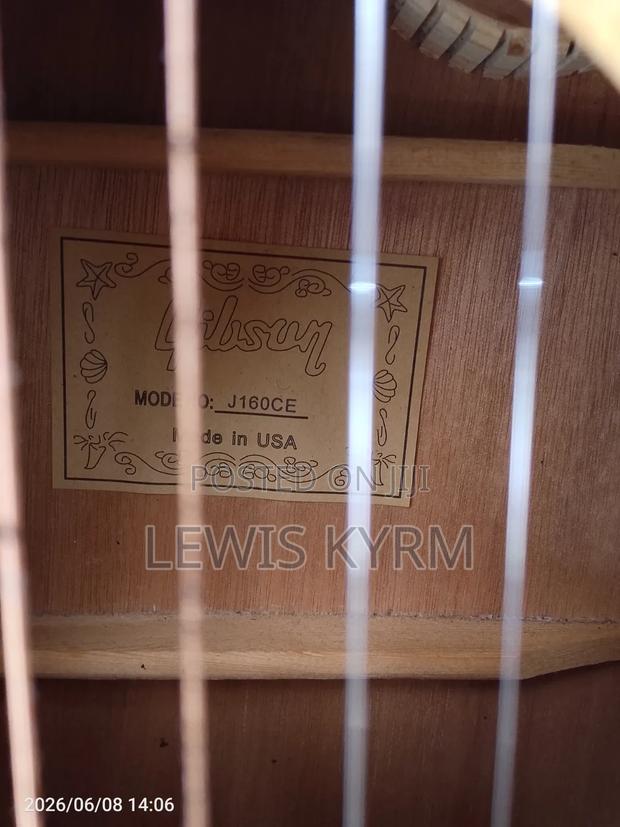Size 41 Original Gibson Guitar - thumbnail 3