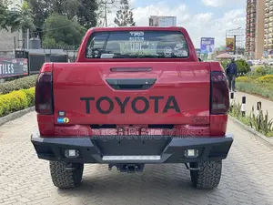 Toyota Hilux Revo Double Cab Deisel 2.4 AWD 2019 Red