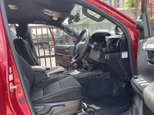 Toyota Hilux Revo Double Cab Deisel 2.4 AWD 2019 Red