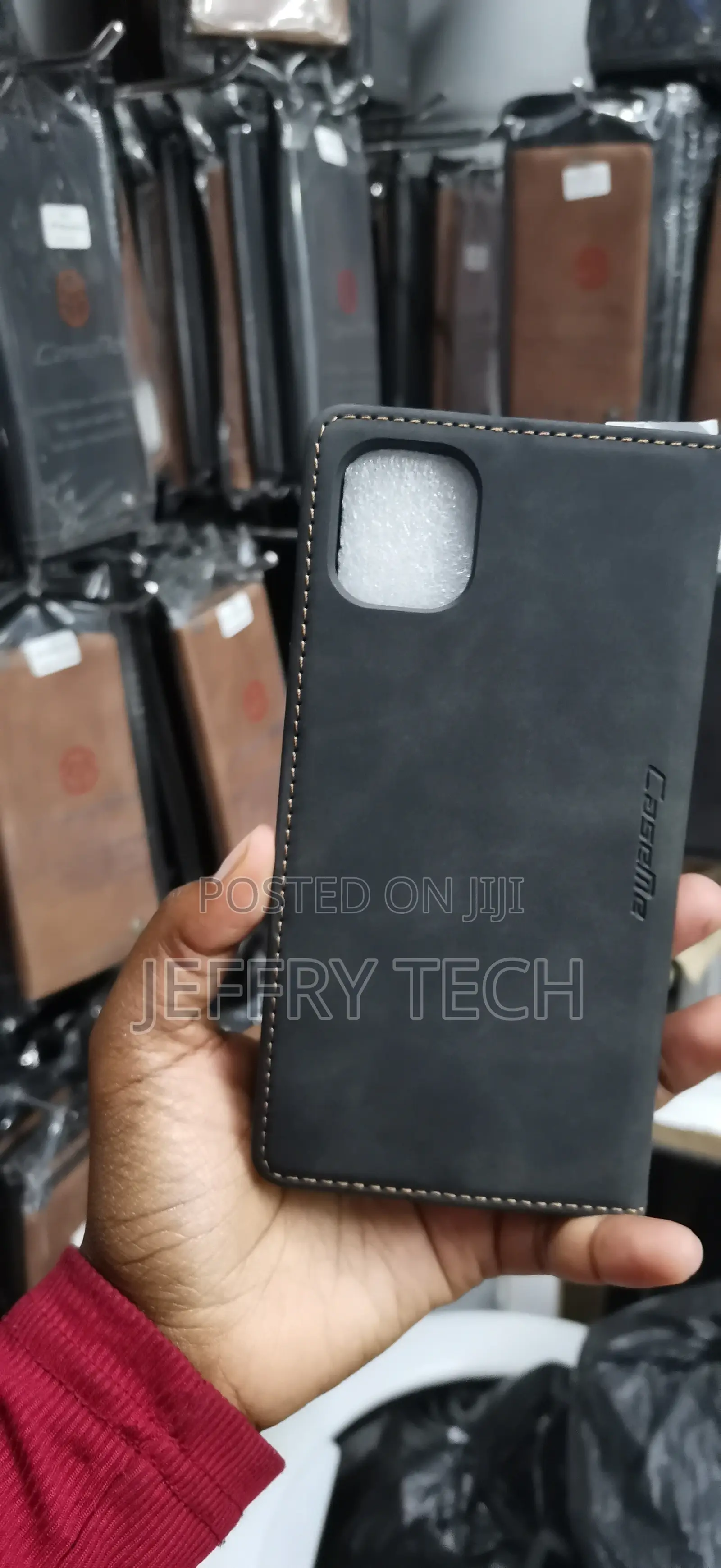 Caseme Retro Wallet Flip Case Features a Minimalist Design