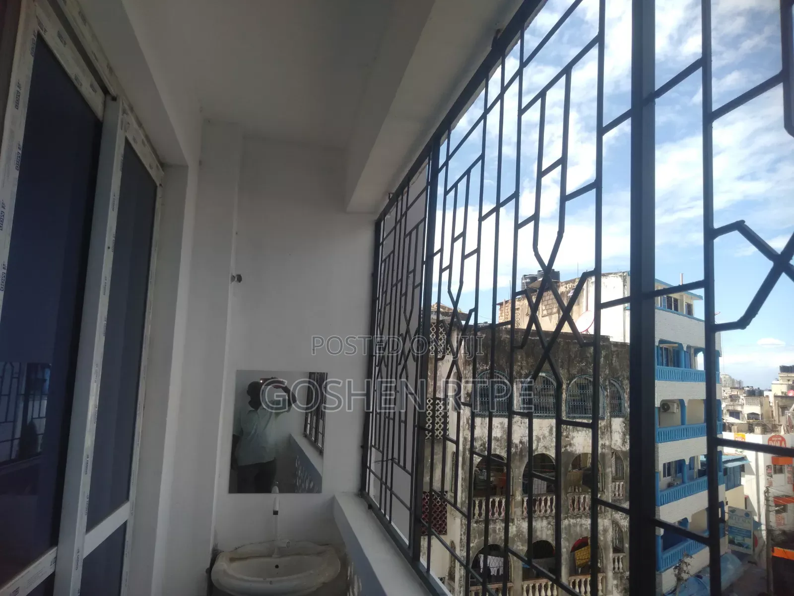 2bdrm Apartment in Bondeni for rent