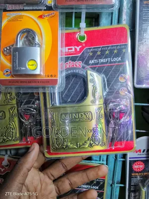 Mindy Padlock/Heavy-Duty Padlock