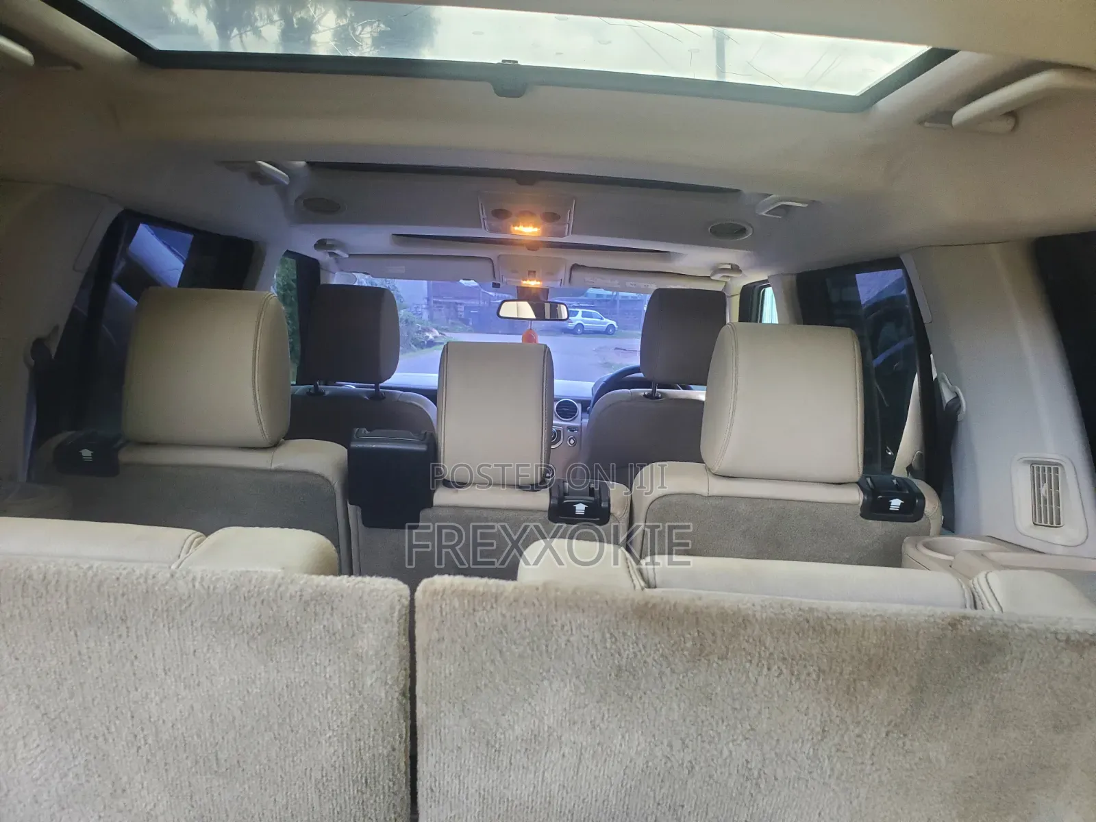 Land Rover Discovery 2013 Black