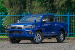 Toyota Hilux 2018 Blue