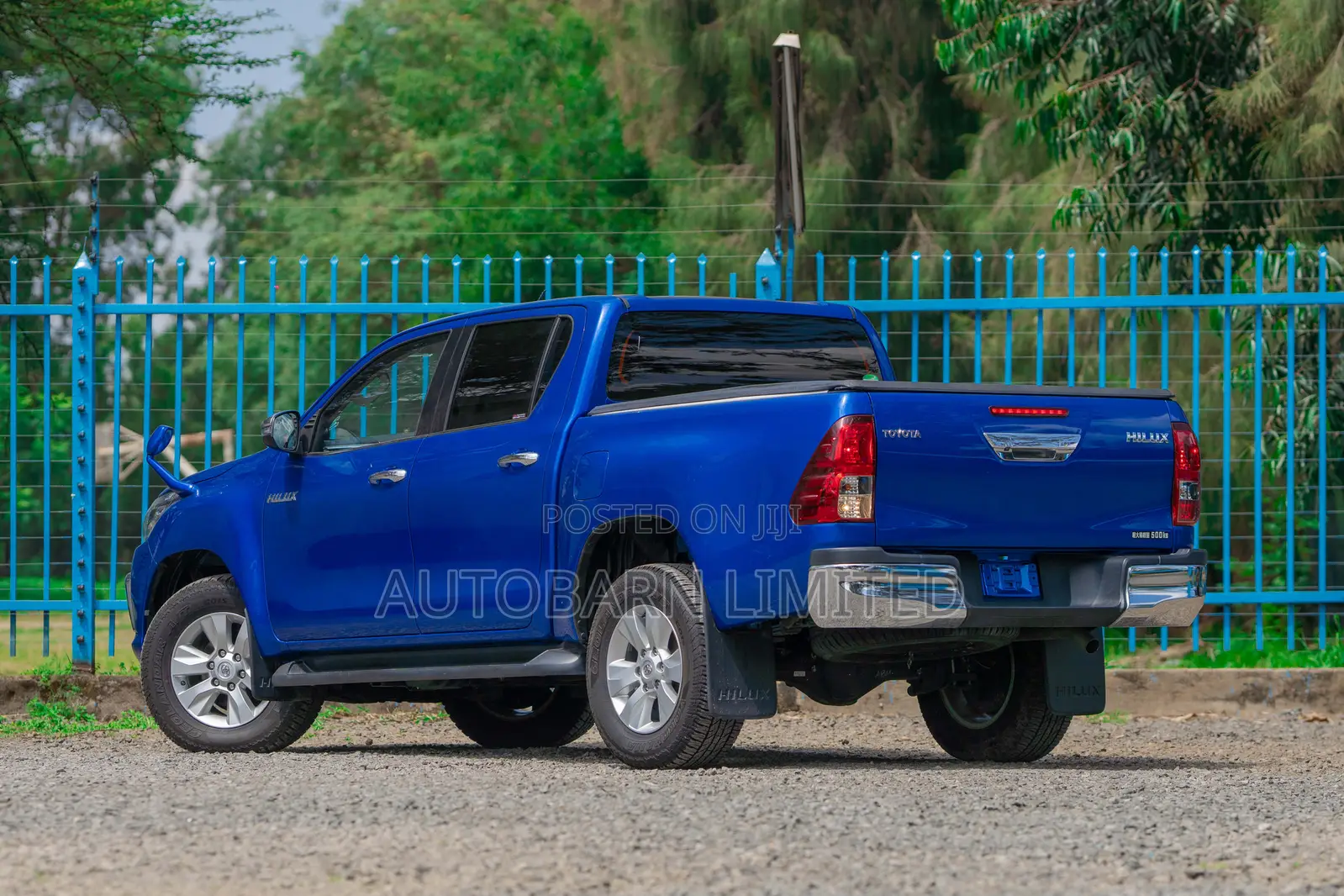 Toyota Hilux 2018 Blue