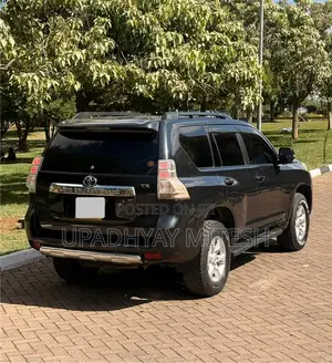 Toyota Land Cruiser Prado 2010 Black