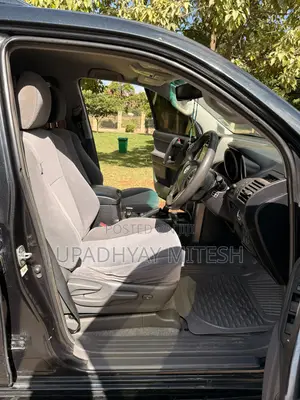 Toyota Land Cruiser Prado 2010 Black