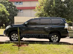 Toyota Land Cruiser Prado 2010 Black