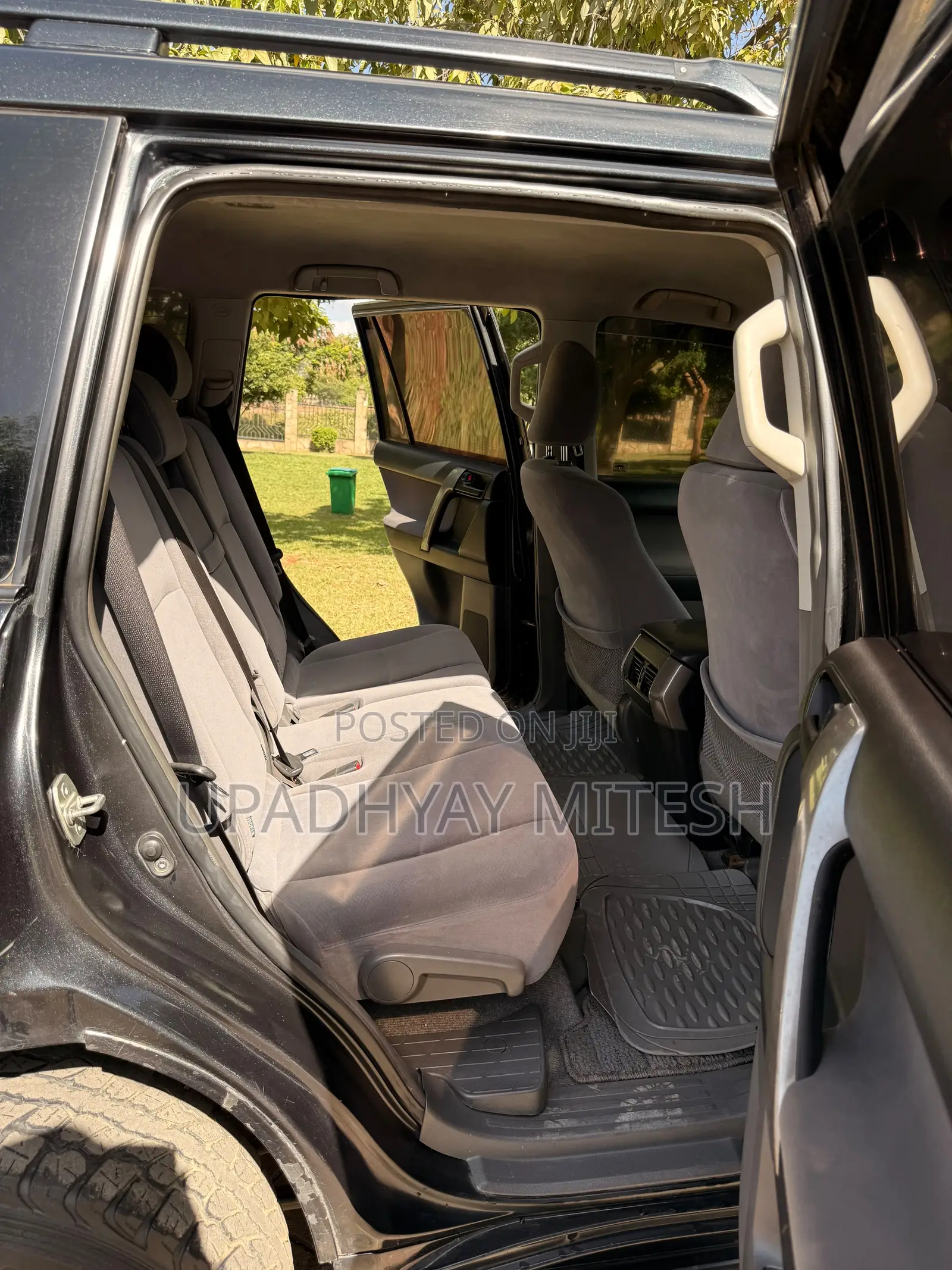 Toyota Land Cruiser Prado 2010 Black