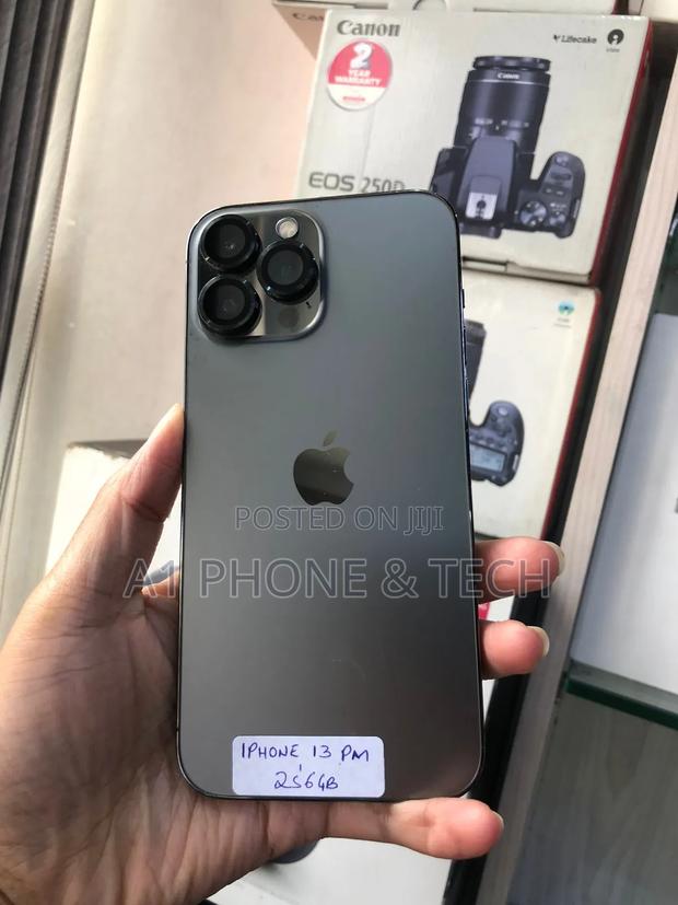Apple iPhone 13 Pro Max 256 GB Blue - thumbnail 3