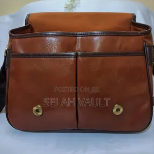 Vintage Leather Padded Camera Messenger Bag
