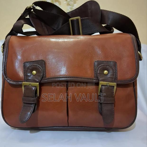 Vintage Leather Padded Camera Messenger Bag