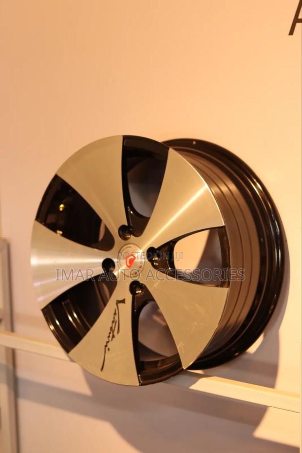 Vossen 16-Inch 5-Spoke Dual-Tone Alloy Wheels | Machined Black