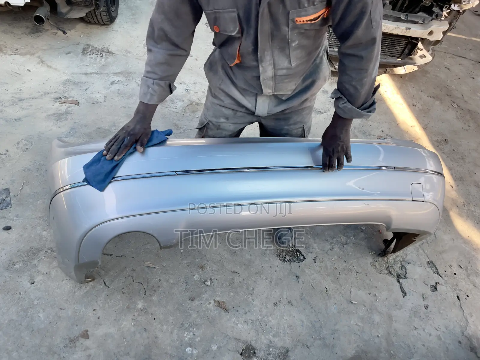 *NEEDS TO GO* Rear Bumper Mercedes Benz W204 C-Class C200 2012