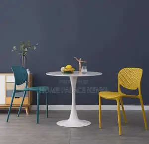 Plastic Chair: Ergonomic Pp Chair With High Load Capacity