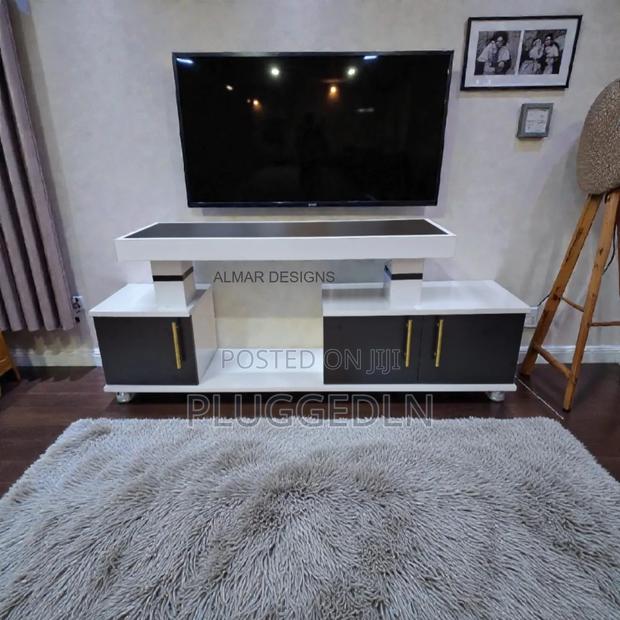 Istanbul 1 Modern Tv Stand With Led Lights