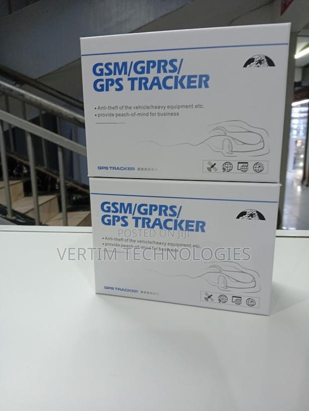 Coban Tk303 Car GPS Car Tracker With Strong Build and High Durability