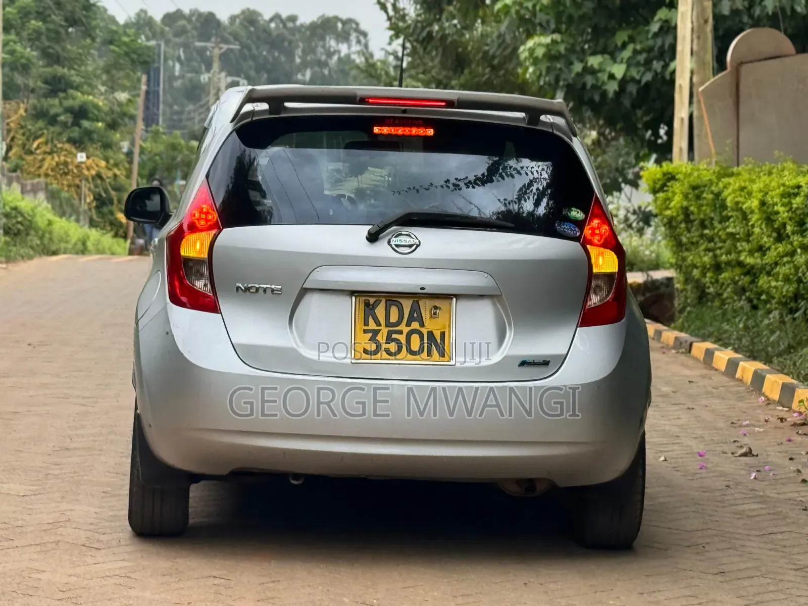 Nissan Note 2013 Silver