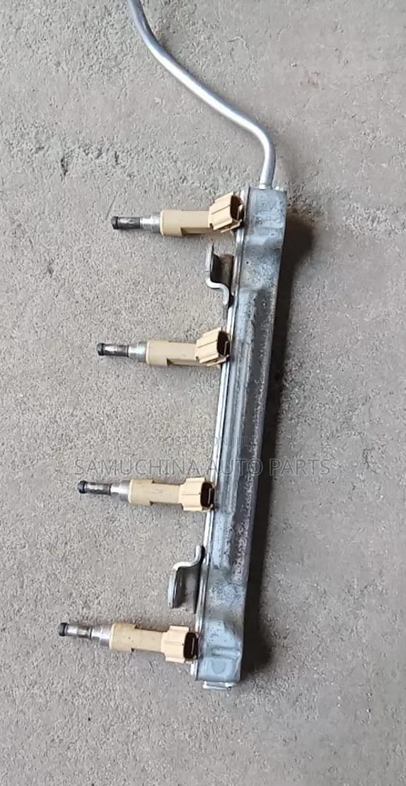 Fuel Rail With Nosal 3zr Toyota Noah /Voxy
