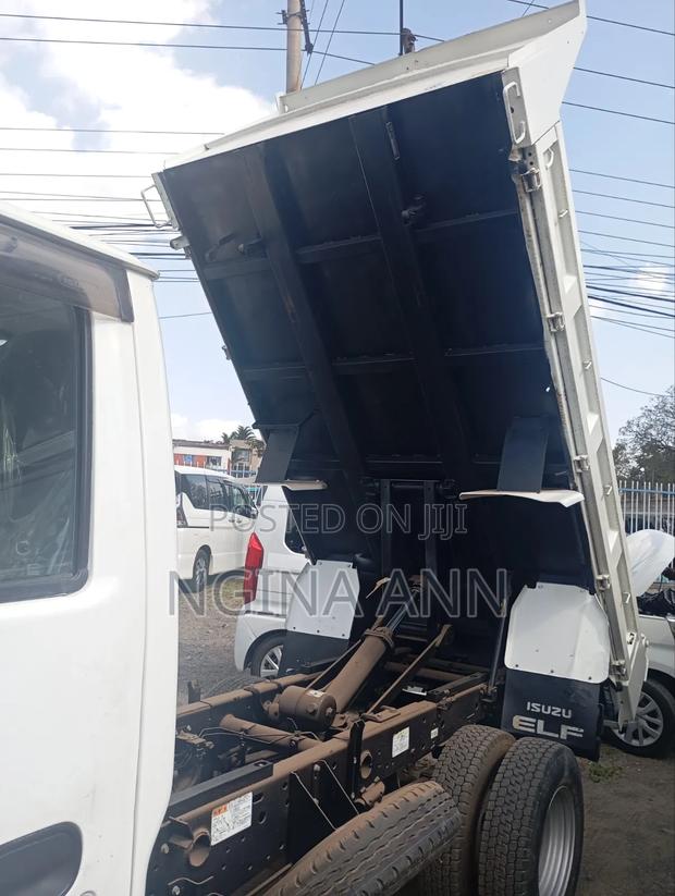 Isuzu Elf Tipper 2016 White - thumbnail 5