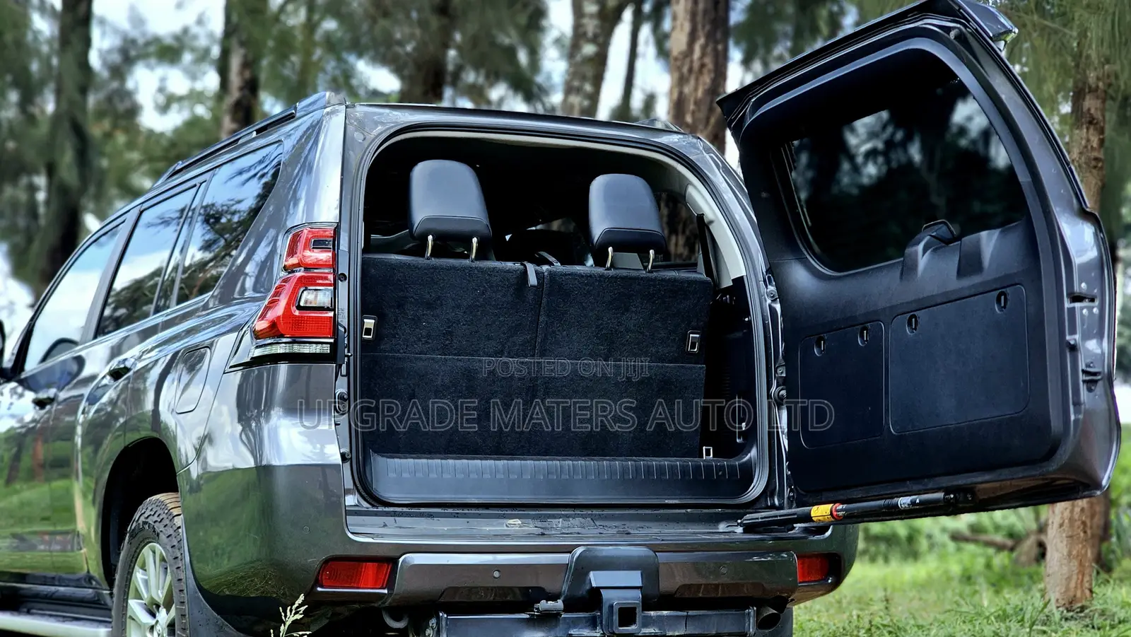 Toyota Land Cruiser Prado Kakadu 2020 Gray