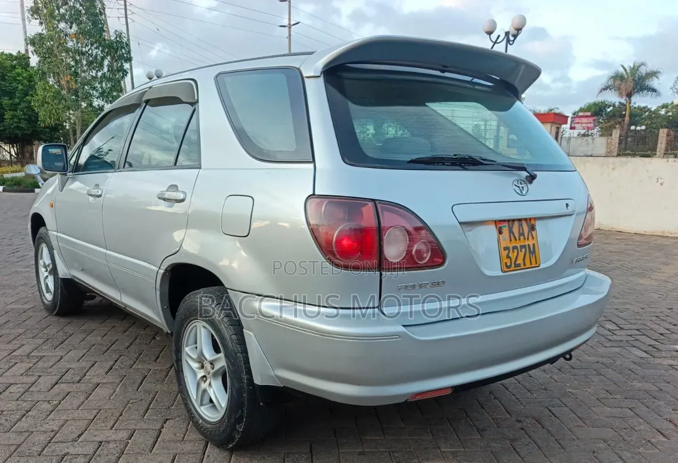 Toyota Harrier 2003 Silver