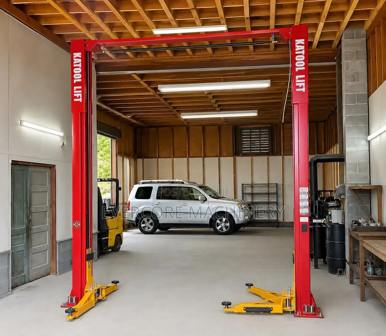 Commercial 4tonne Two Post Car Hoist/Lift Machine.