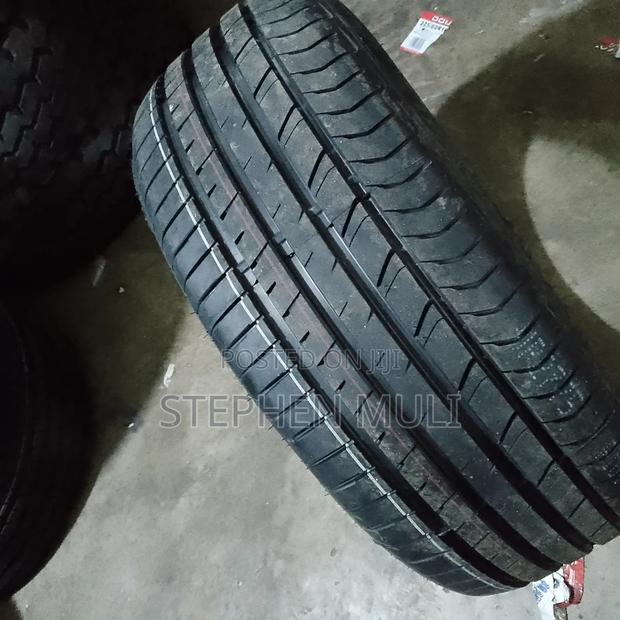 Lexus Stock Tyres - thumbnail 2