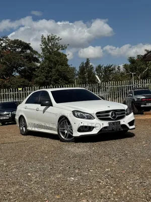 Mercedes-Benz E250 2016 Pearl