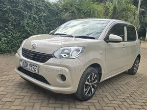 Toyota Passo 2018 Beige