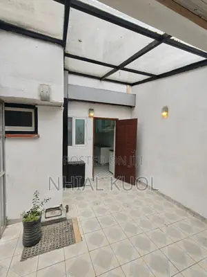 4 Bedroom +Sq