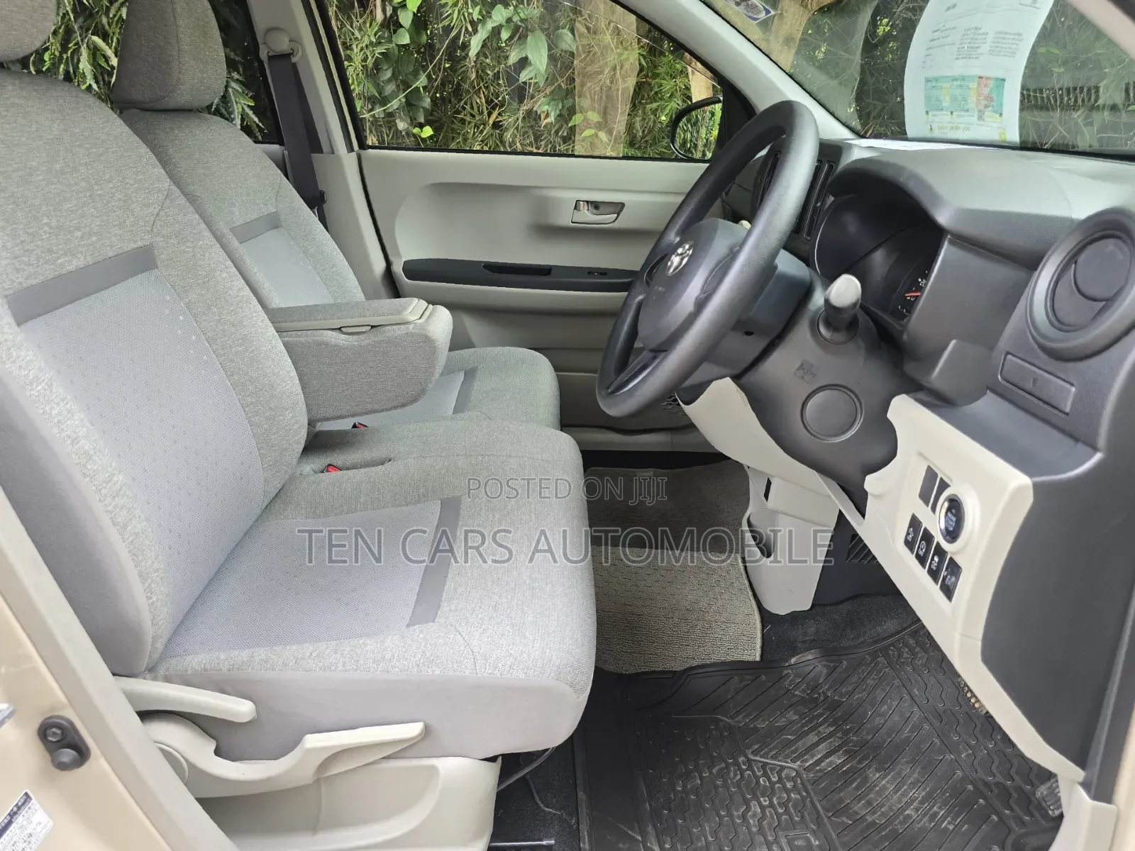 Toyota Passo 2018 Beige