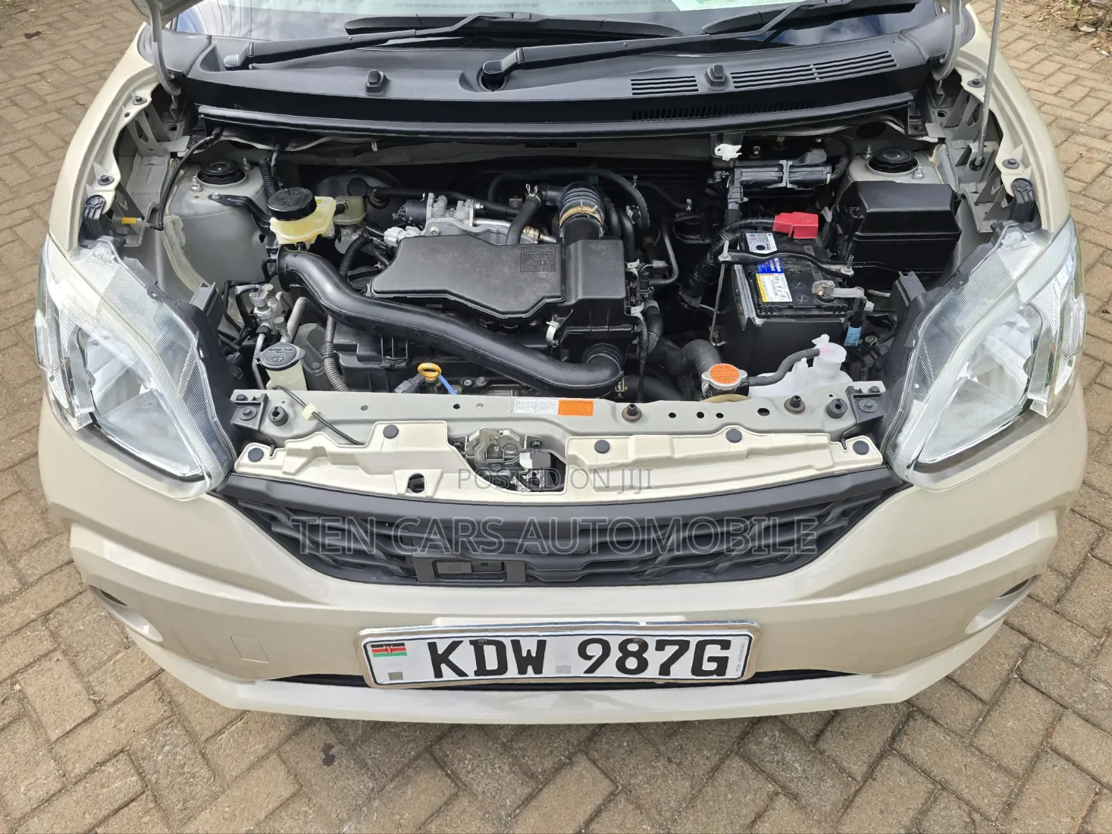 Toyota Passo 2018 Beige