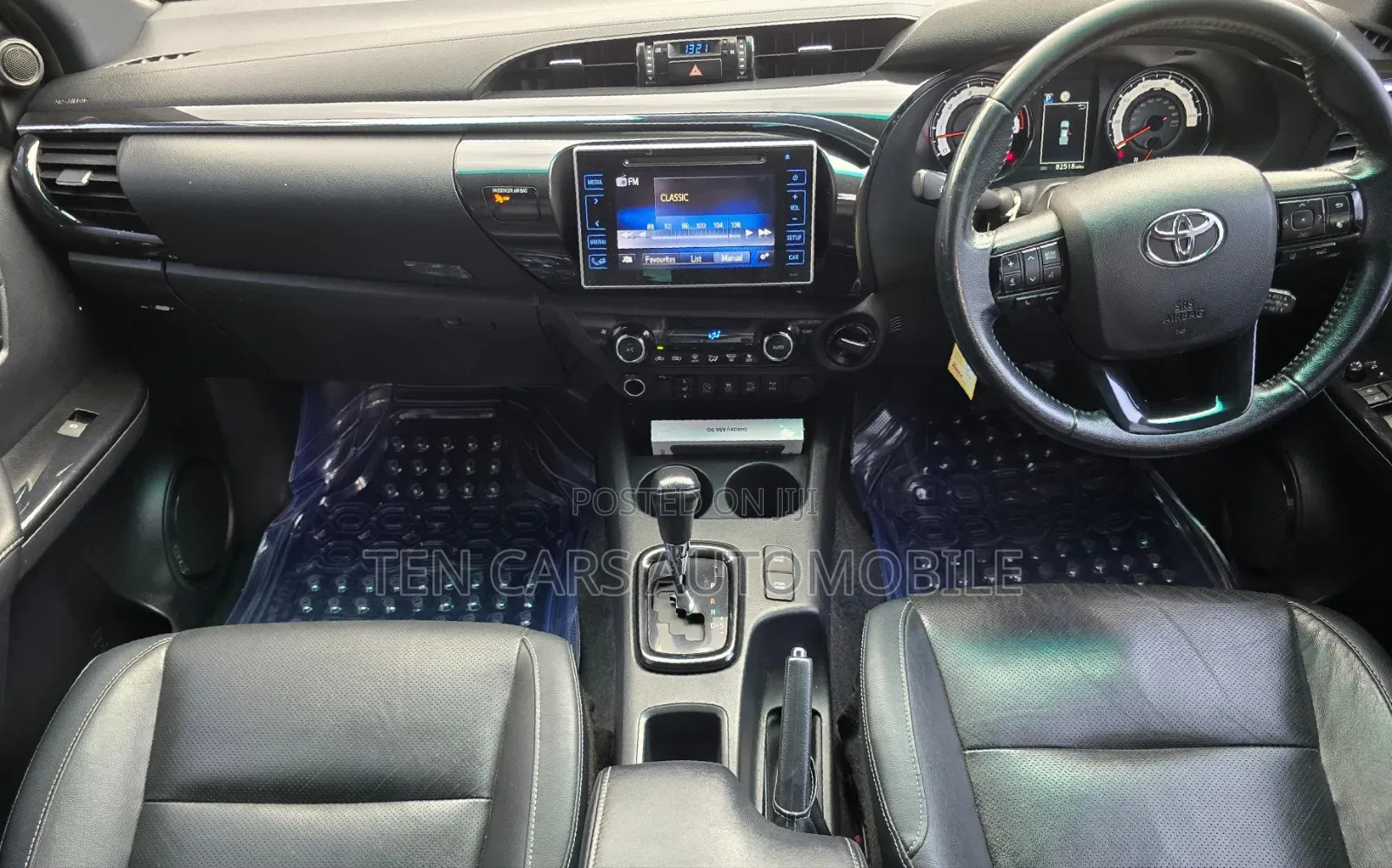 Toyota Hilux 2019 Black