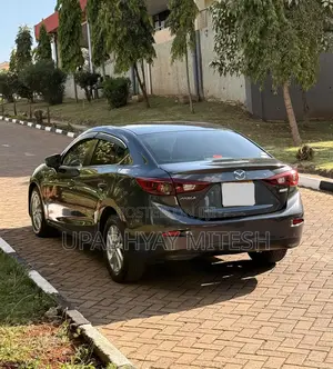 Mazda Axela SV Premium 2014 Blue