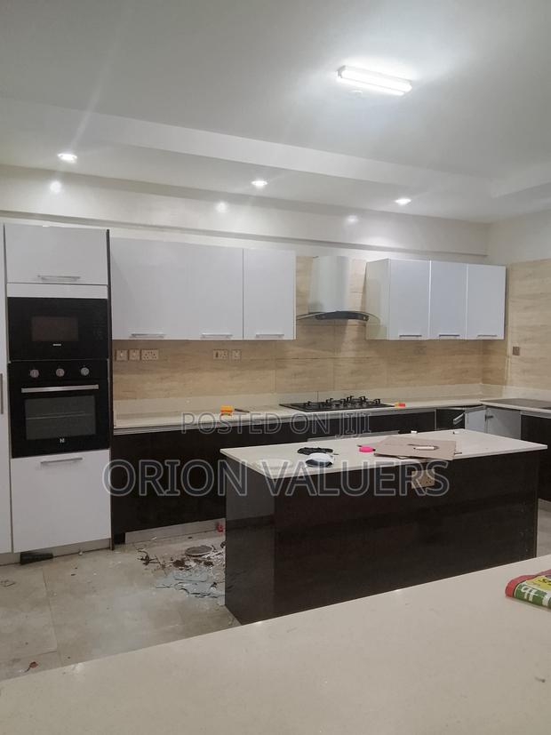 3bdrm Apartment in Kilimani, State House Area for rent