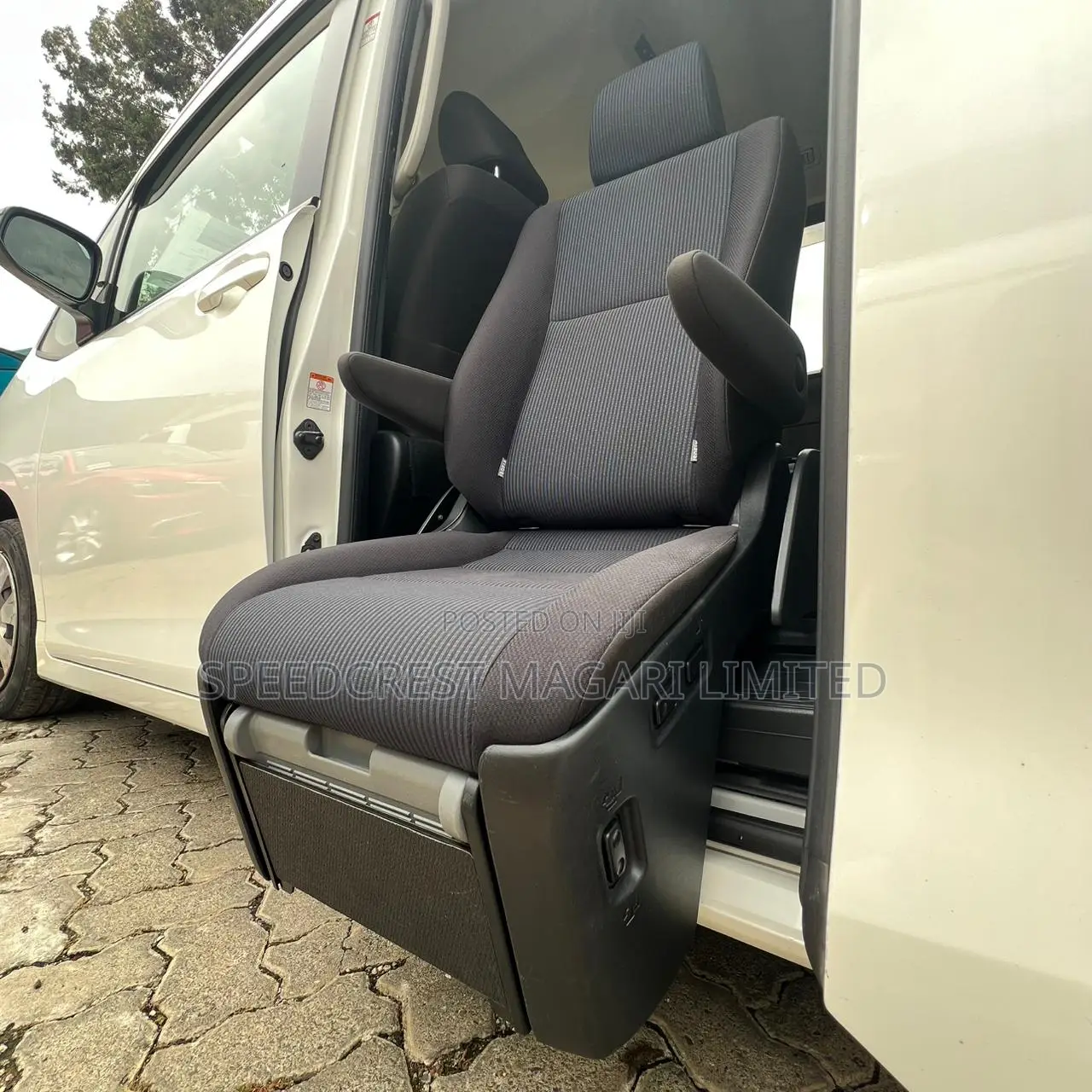Toyota Noah 2020 White