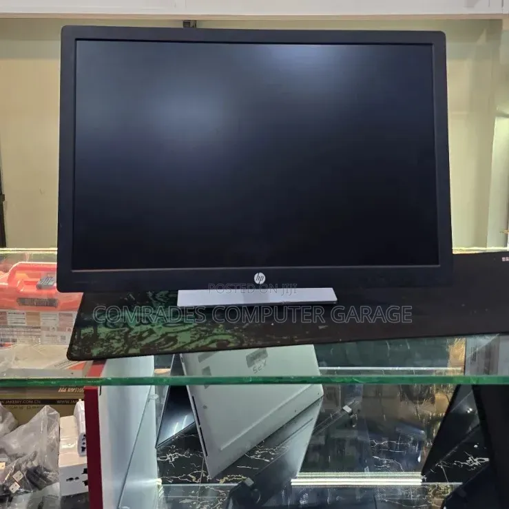 Elitedisplay E242 Monitor 24-Inch Dscreen With a 16:1 Ratio.