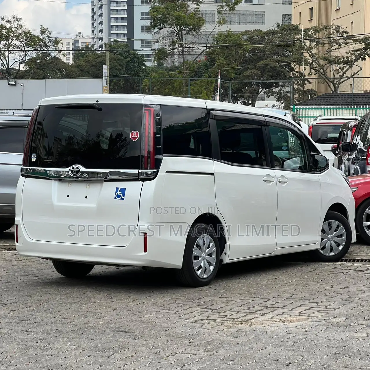 Toyota Noah 2020 White