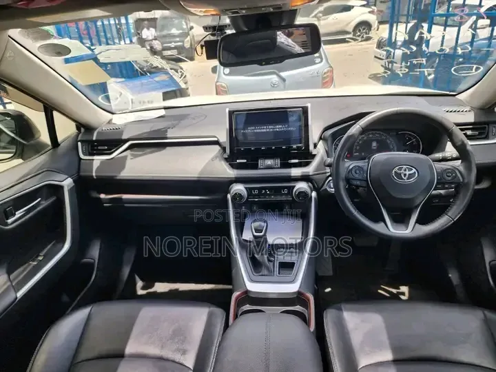 Toyota RAV4 TRD Off Road AWD 2020 White
