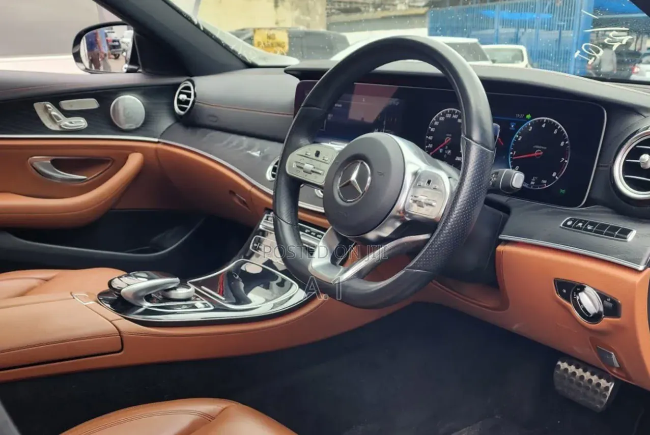 Mercedes-Benz E200 2019 Black